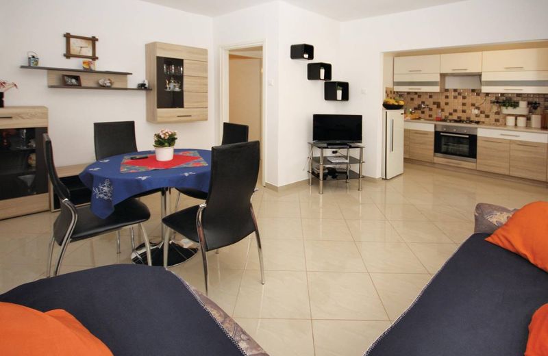 Amazing apartment in Pula with 2 Bedrooms and WiFi