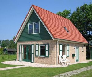 Gorgeous Holiday Home in Zonnemaire near Lake Zonnemaire Netherlands