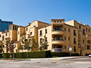 Furnished facing 1BR Apt. in Westwood Village