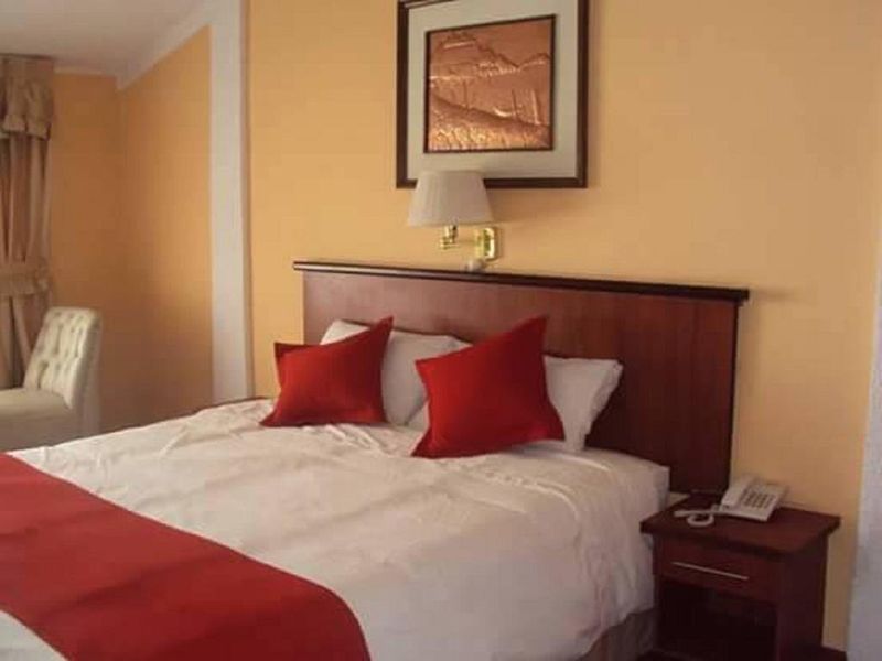 Hotel Photo 9