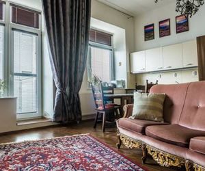 Palace Hill Home Away HBO Netflix Apartment Poprad Slovakia