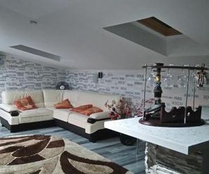 Stone City Apartment in Park Zone Kamenets-Podolskiy Ukraine