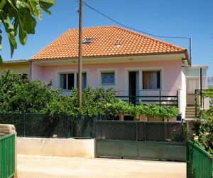 Apartment Slatine 1097a Slatine Croatia