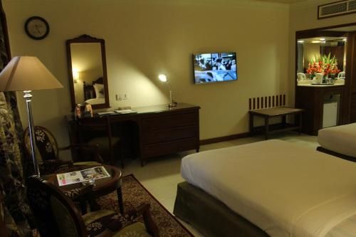 Hotel Photo 8