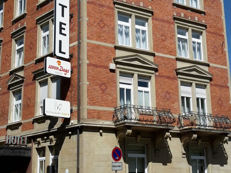 Hotel Photo 1