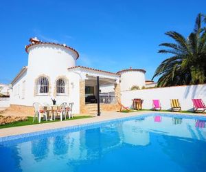 Holiday Home Alberes 28B Empuriabrava Spain