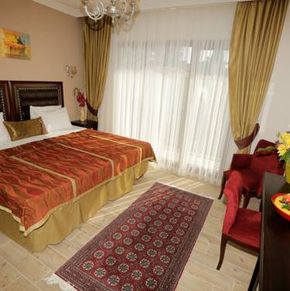 NearBy Hotel
