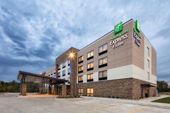 Photo of Holiday Inn Express East Peoria - Riverfront, an IHG Hotel