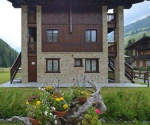 Apartment Gerandin Champoluc Italy