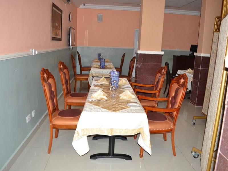 Hotel Photo 9
