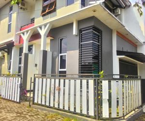 de Azure Homestay Yogyakarta Indonesia