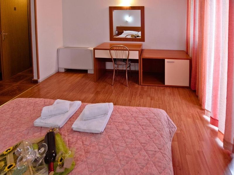 Hotel Photo 9