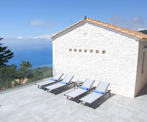 Kampaki Stone Houses Agios Nikitas Greece