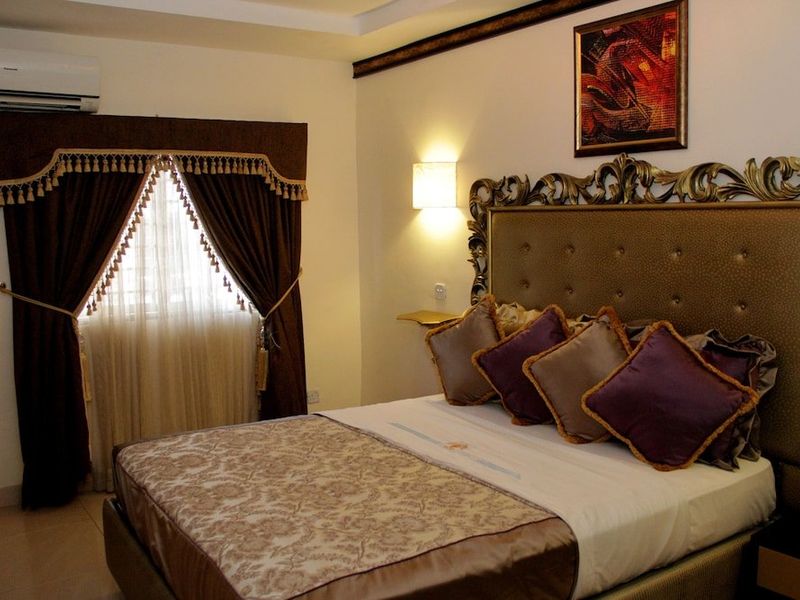 Hotel Photo 5