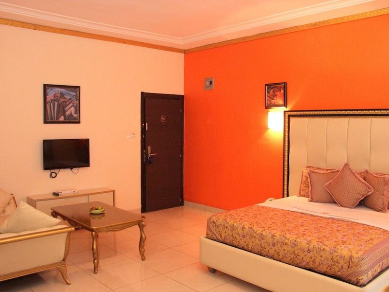 Hotel Photo 6
