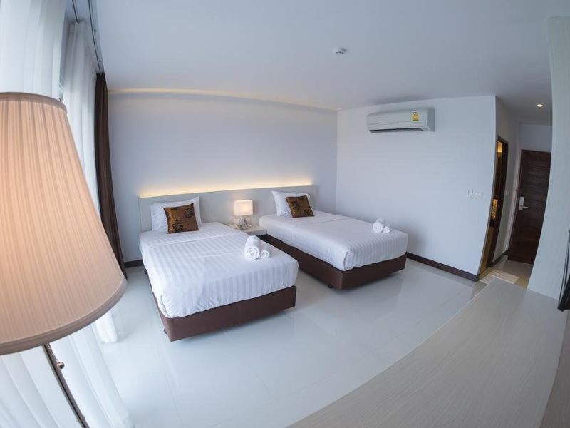 Hotel Photo 12
