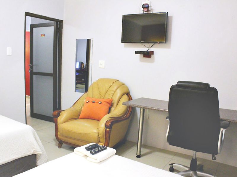 Hotel Photo 12