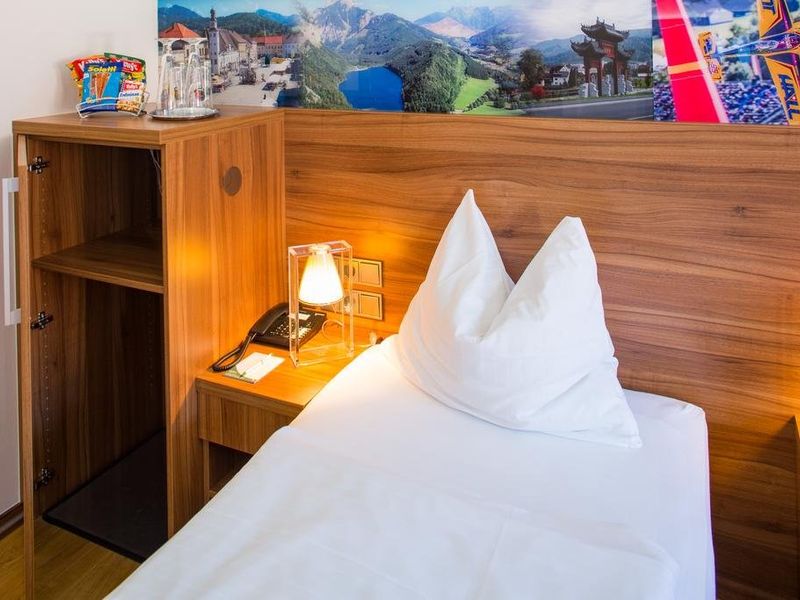 Hotel Photo 6