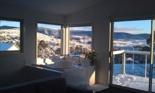 Jindabyne Guest House