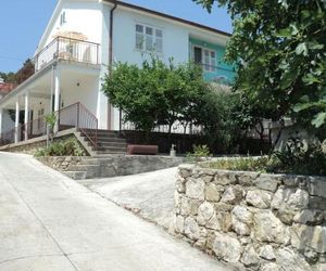 Triple Room Banjol 11716a Rab Croatia