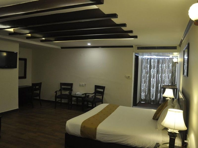 Hotel Photo 8