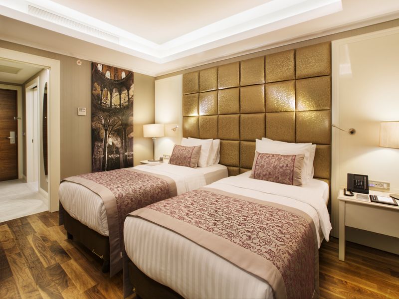 Hotel Photo 1
