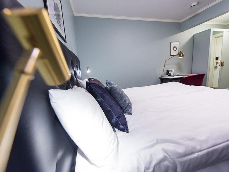 Hotel Photo 1
