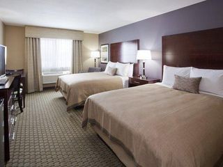 Фото отеля Grandstay Hotel Suites Thief River Falls