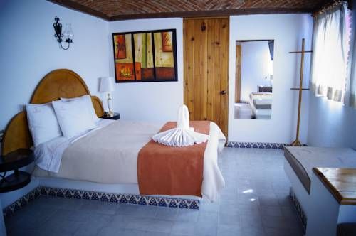 Suites Paraiso Tequis