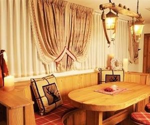 Residence Marisol Mezzana Italy