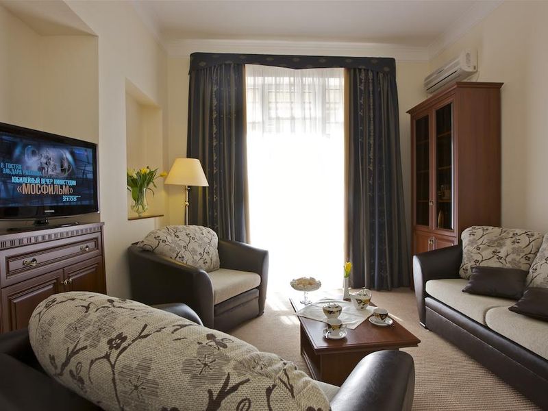 Hotel Photo 3