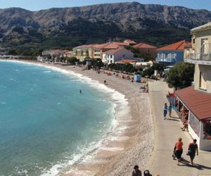 Apartment Zarok Cr Baska Croatia