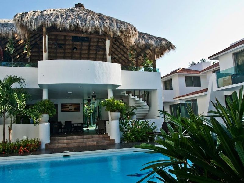 Hotel Photo 1