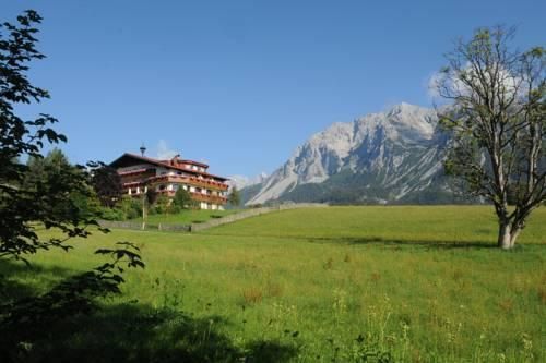 Hotel Photo 23