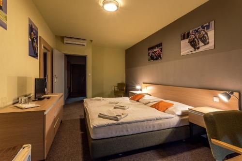 Hotel Photo 6