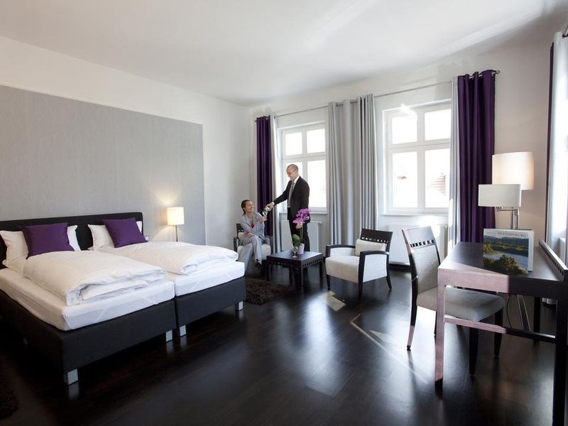 Hotel Photo 1