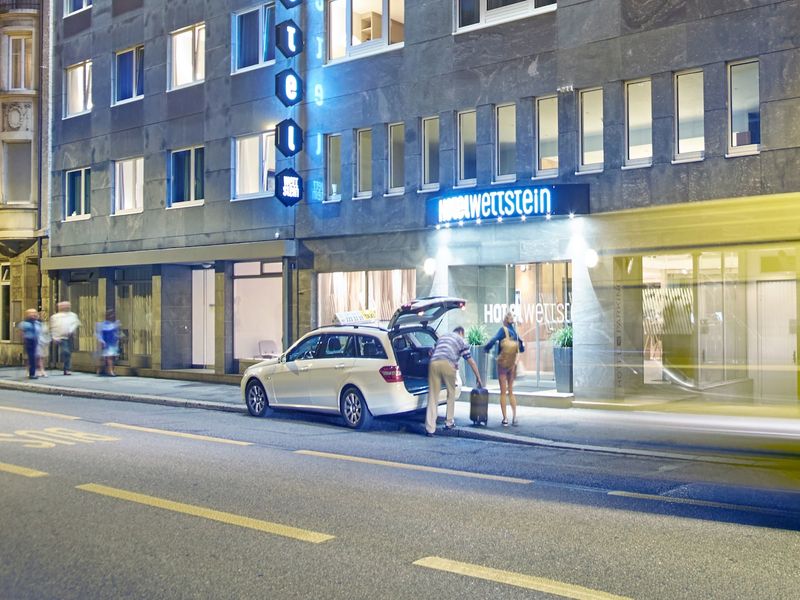 Hotel Photo 6
