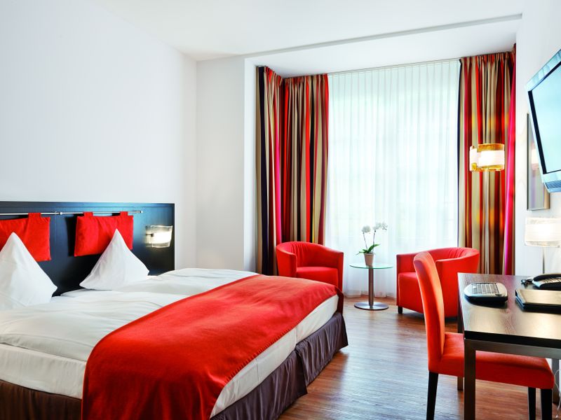 Hotel Photo 1