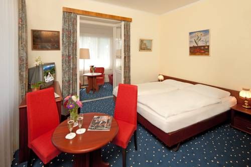 Hotel Photo 3