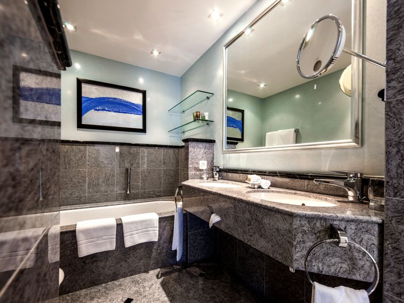 Hotel Photo 9