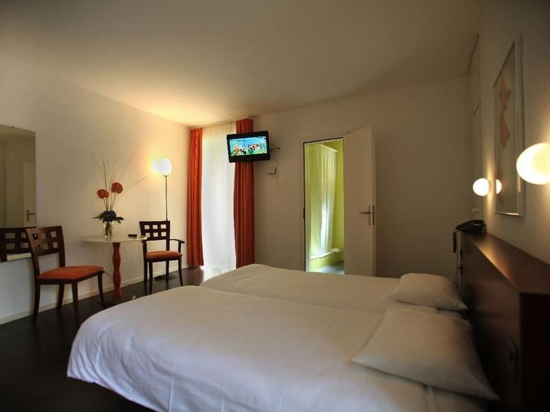 Hotel Photo 5