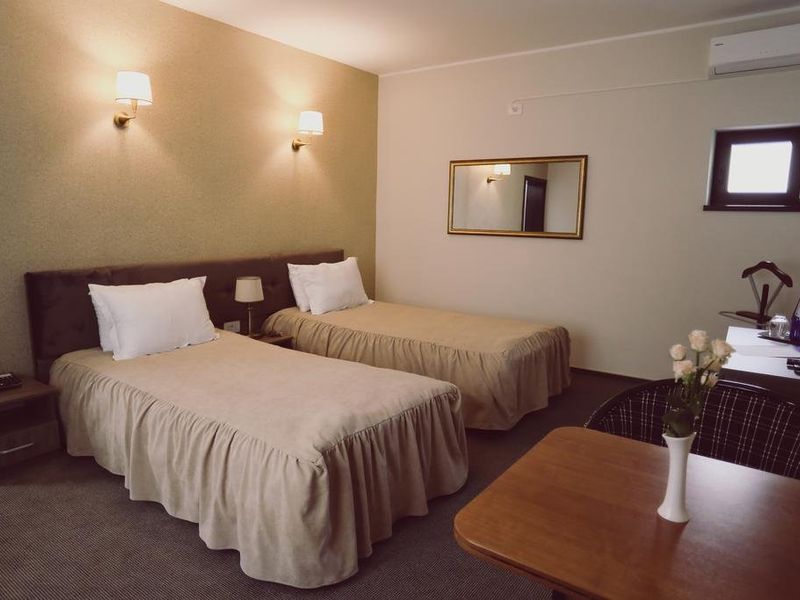 Hotel Photo 1