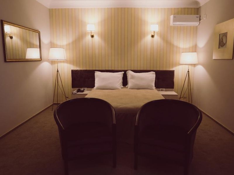 Hotel Photo 8
