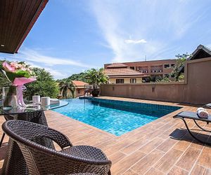 Ban Talay Khaw O12 - 4 Bedrooms Choengmon Thailand