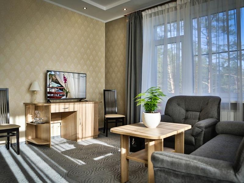Hotel Photo 6