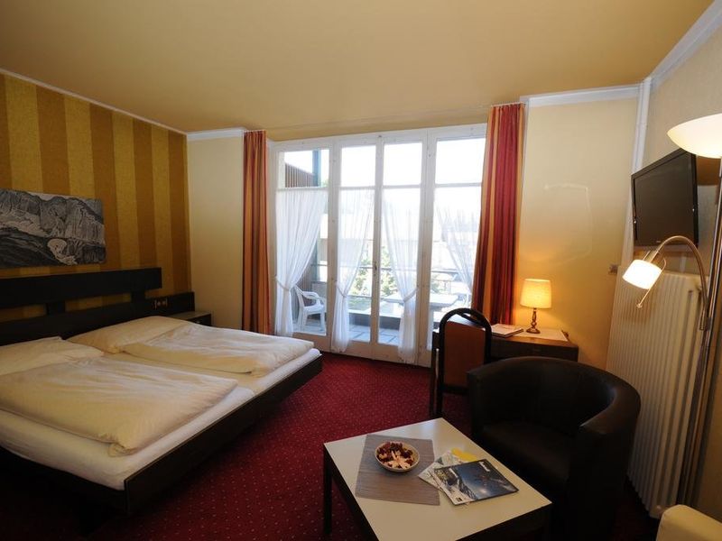 Hotel Photo 1