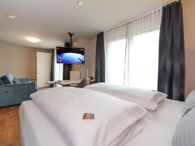 Hotel Photo 1