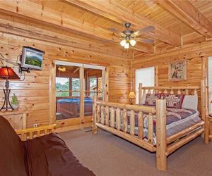 Bear Den Lodge by RedAwning Pigeon Forge United States