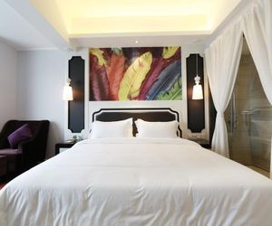 Eiffel Hotel Dongsheng China