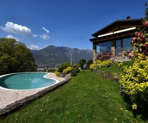 Lovely Villa in Pisogne with Swimming Pool Toline Italy